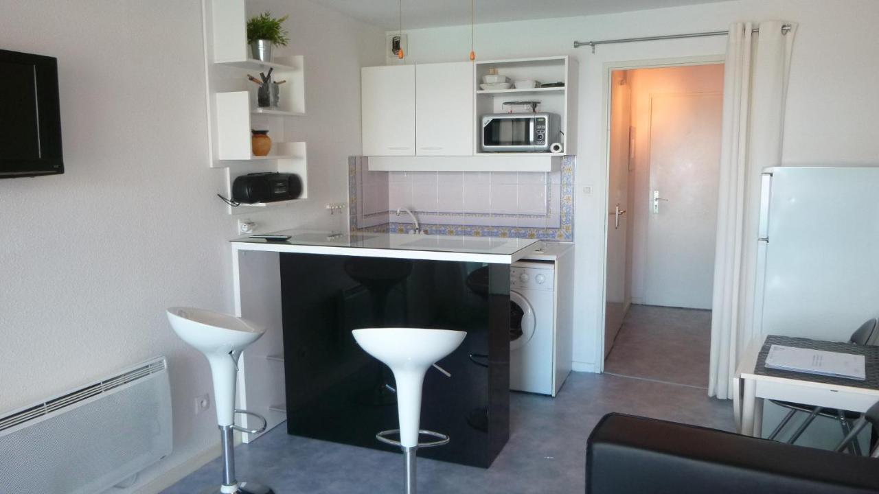 Residence La Voile Blanche 2 フロンティニャン エクステリア 写真